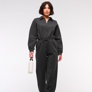 Abercrombie & Fitch Sold Out YPB neoKNIT Women's sz XL Black Half Zip Jumpsuit